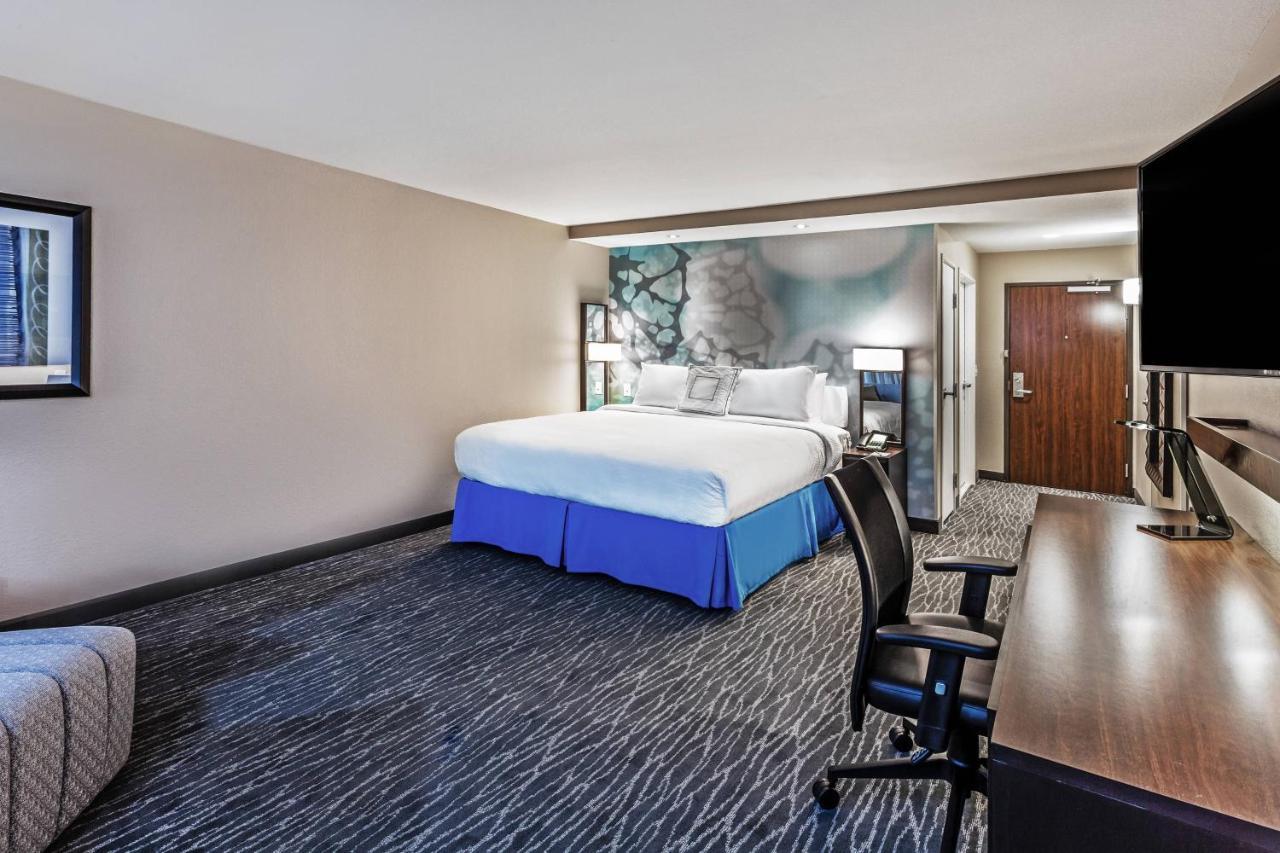 Courtyard Houston I-10 West/Park Row Hotel Екстериор снимка